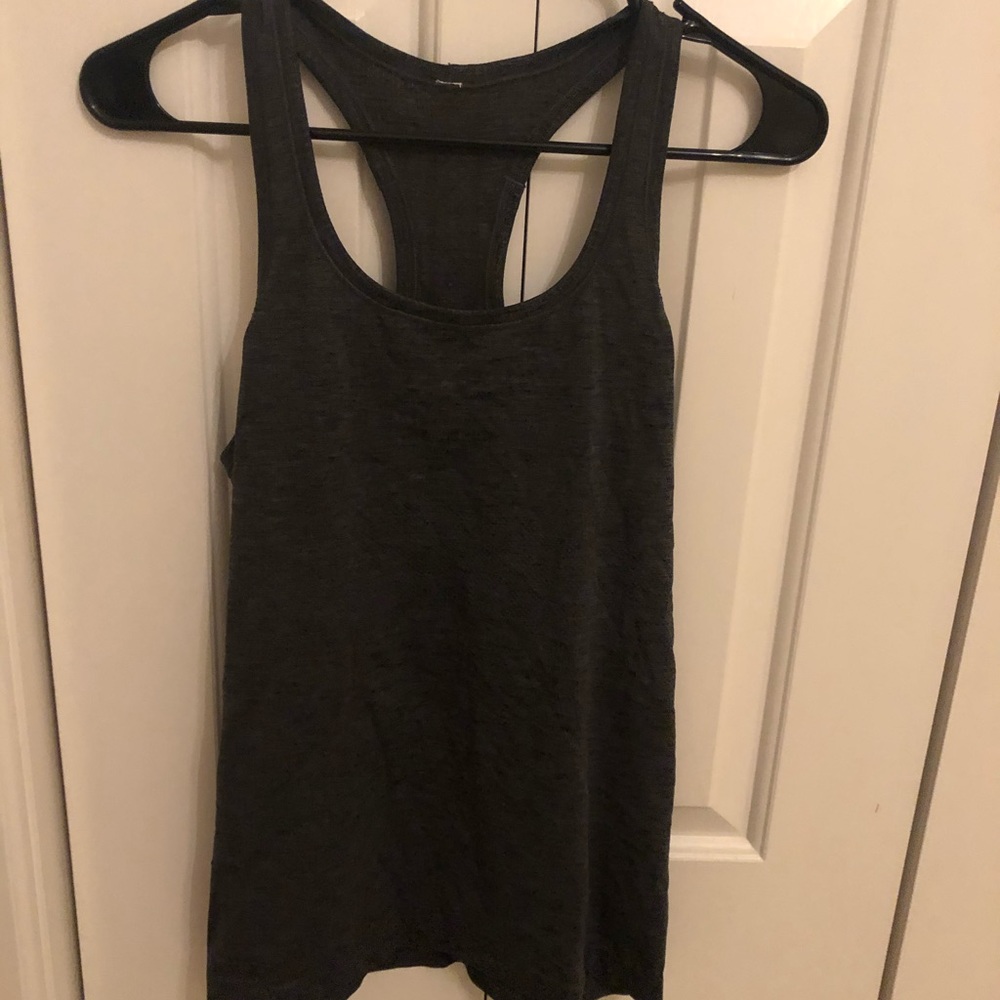 Lululemon swiftly tech racerback tank - size 8